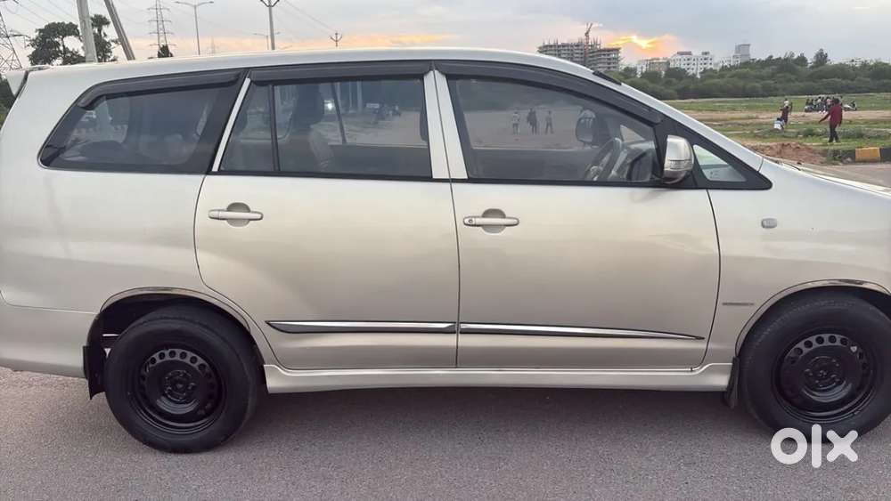 Toyota Innova, 2012, Diesel