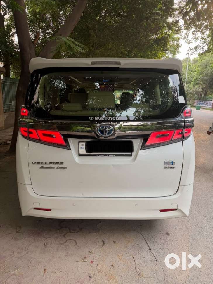 Toyota Vellfire Vip – Executive Lounge, 2023, Petrol