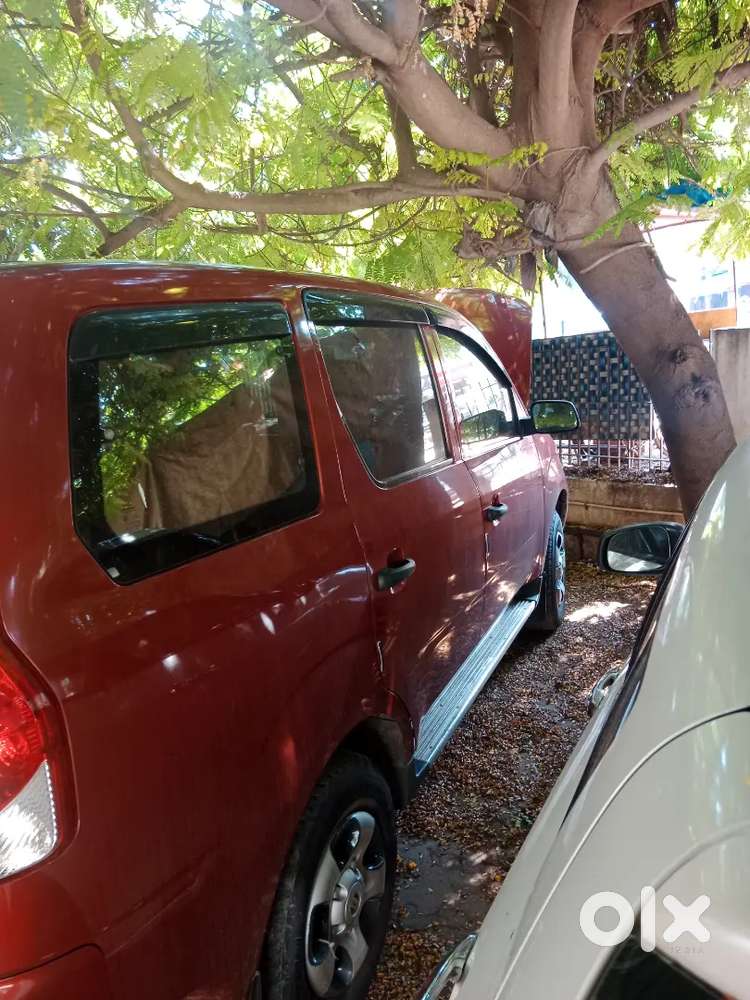 Mahindra Xylo 2009
