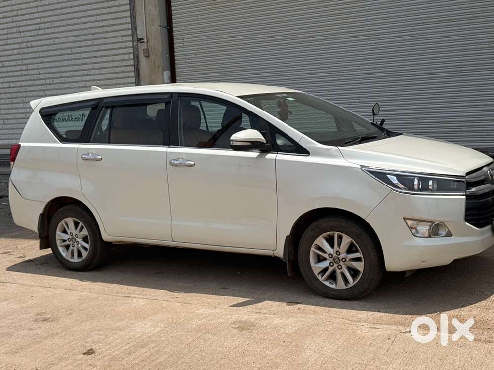 Toyota Innova Crysta 2017 Diesel Manual Year Pearl White