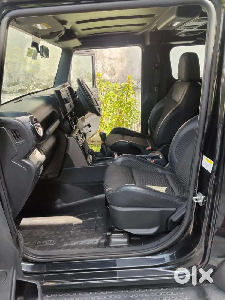 Mahindra Thar Lx Petrol Mt 4x4 2023