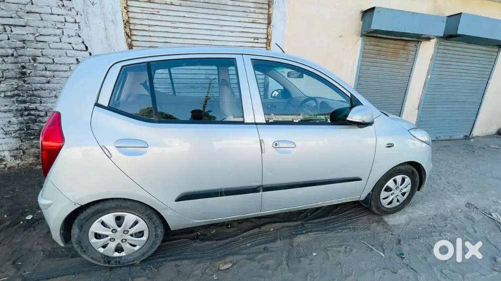 Hyundai I10 2013 Cng & Hybrids 80000 Km Driven