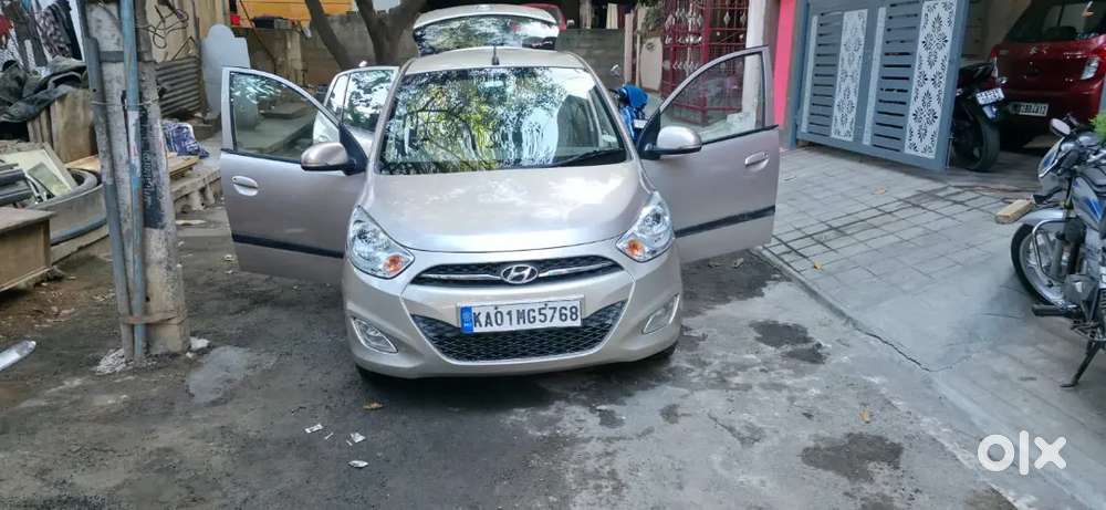Hyundai I10 2011petrol Well Maintained