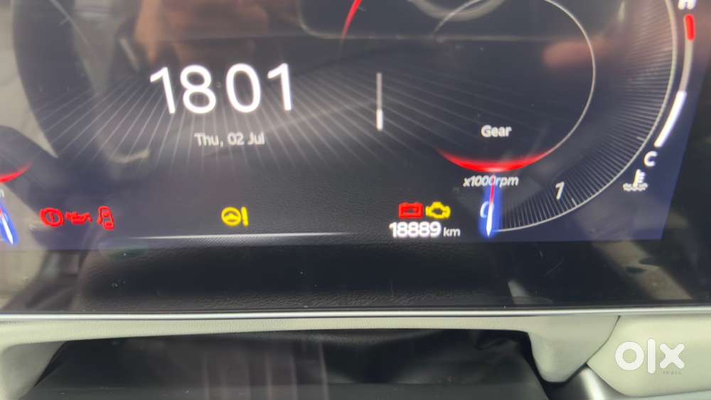 Mahindra Xuv700 Diesel Mt 2024