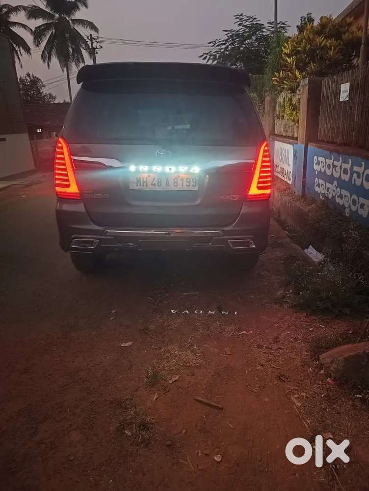 Toyota Innova 2012 Diesel Well Maintained