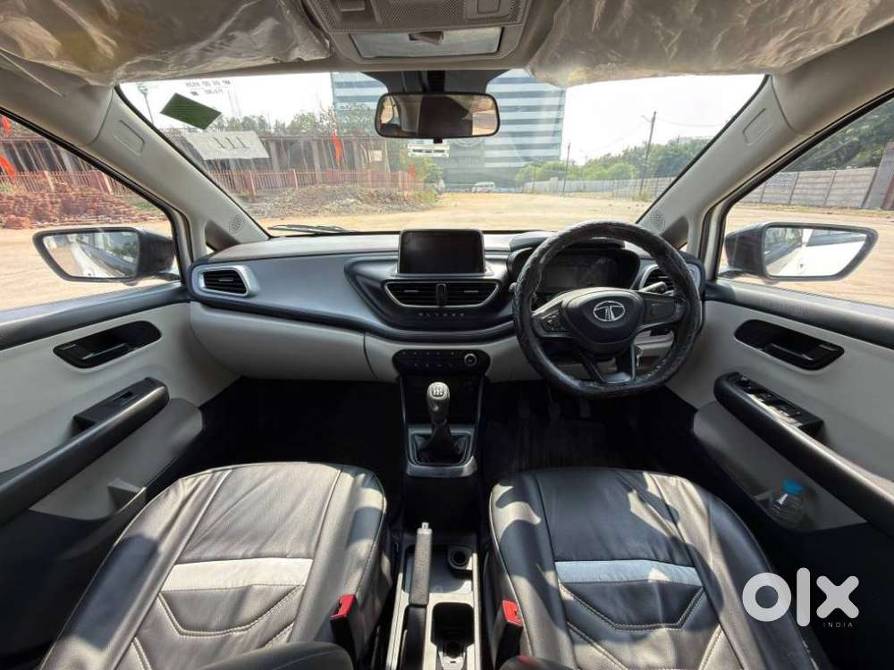 Tata Altroz 1.2 Xm, 2023, Petrol