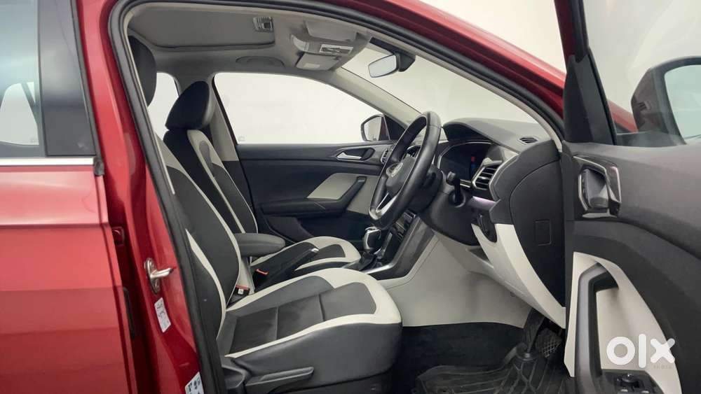 Volkswagen Taigun Topline 1.0 Tsi At (electric Seats), 2022, Petrol