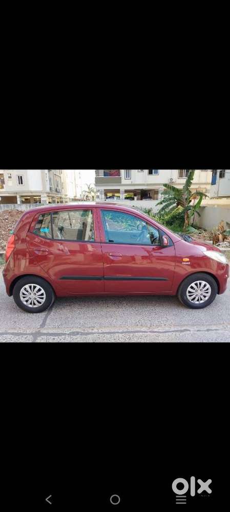 Hyundai I10 Sportz, 2016, Petrol