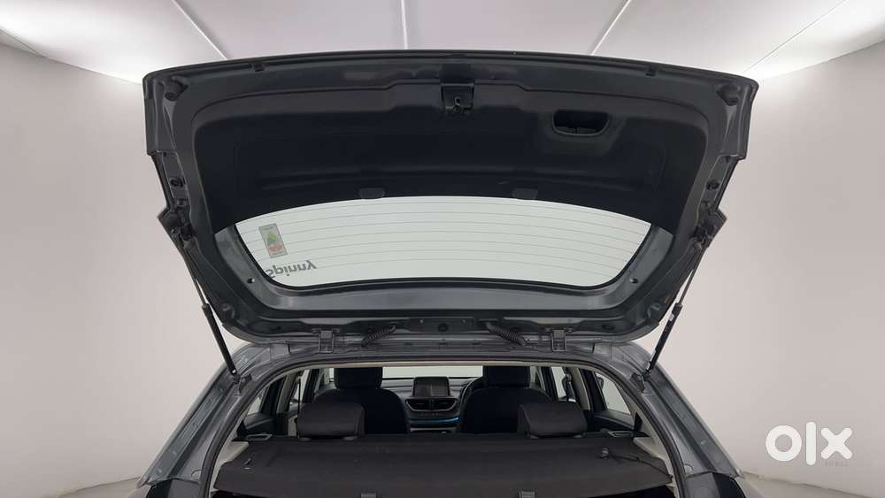 Tata Altroz Xza Plus (s), 2023, Petrol