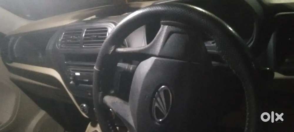 Tuv300 Music System Alloy Wheel