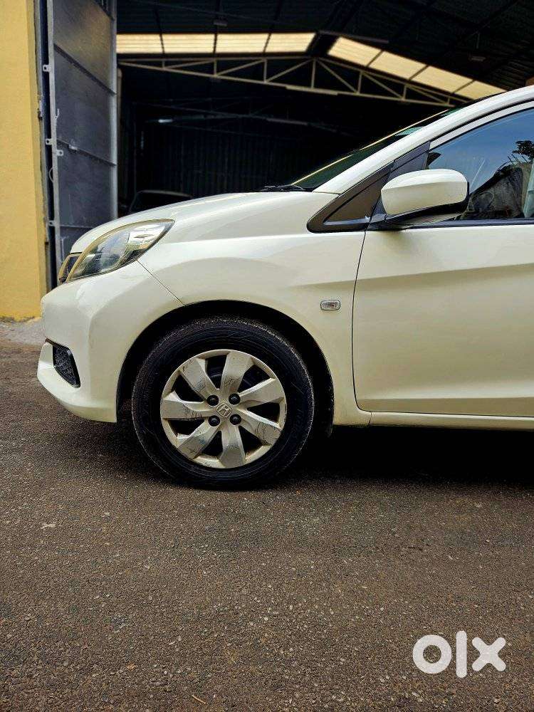 Honda Mobilio 1.5 S I-vtec Mt, 2016, Petrol