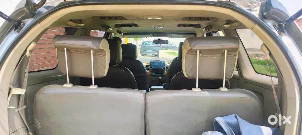 Toyota Innova Vx 2010 Diesel 7-seater