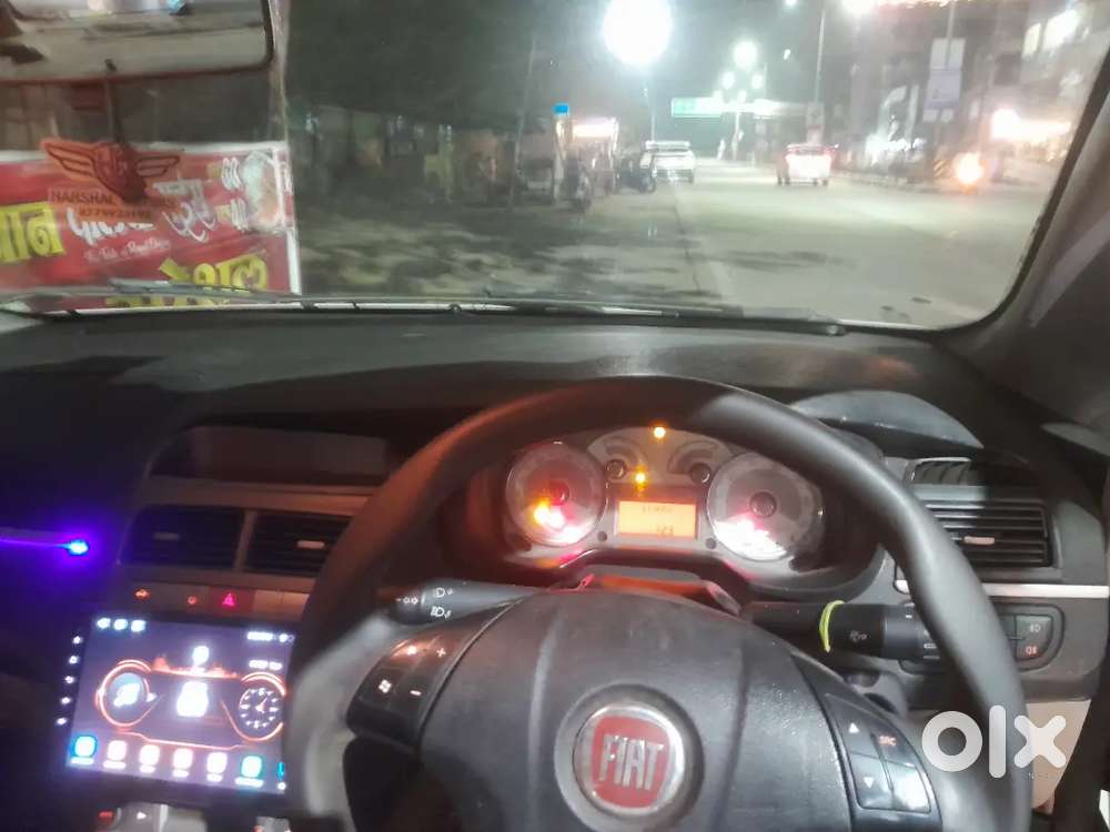 Fiat Linea Petrol Top Model 2010