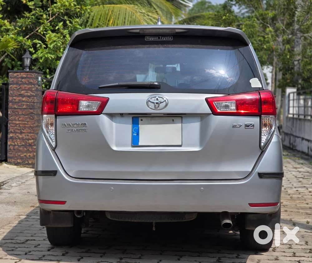 Toyota Innova Crysta 2.4 Zx Mt, 2016, Petrol