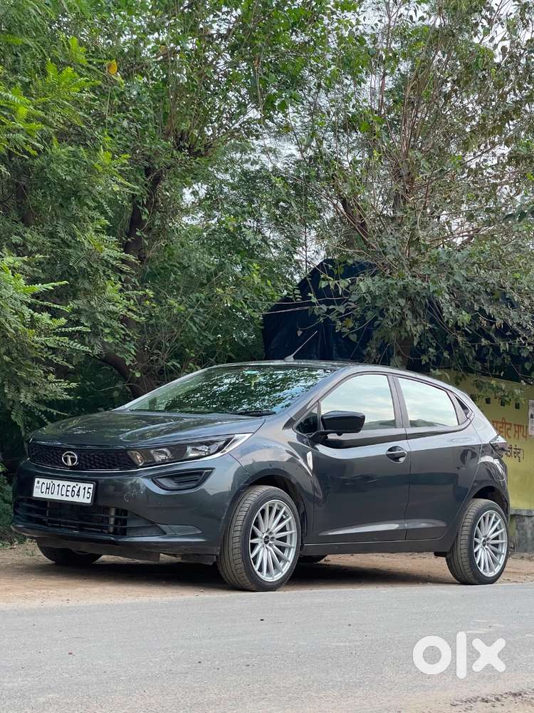Tata Altroz Xe 2021