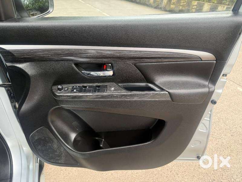 Maruti Suzuki Xl6 1.5 Zeta Mt, 2022, Petrol