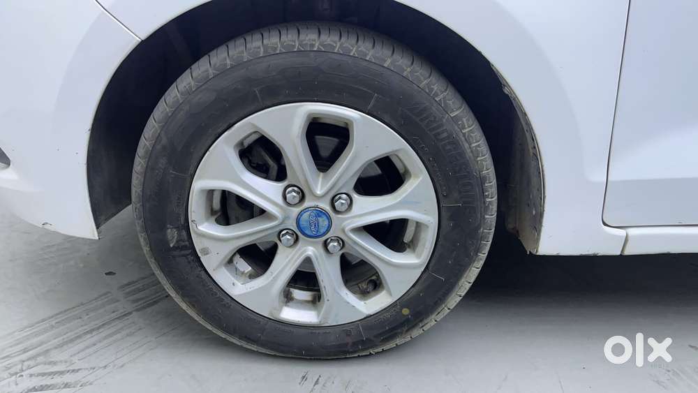 Ford Figo 1.5p Titanium At, 2015, Petrol