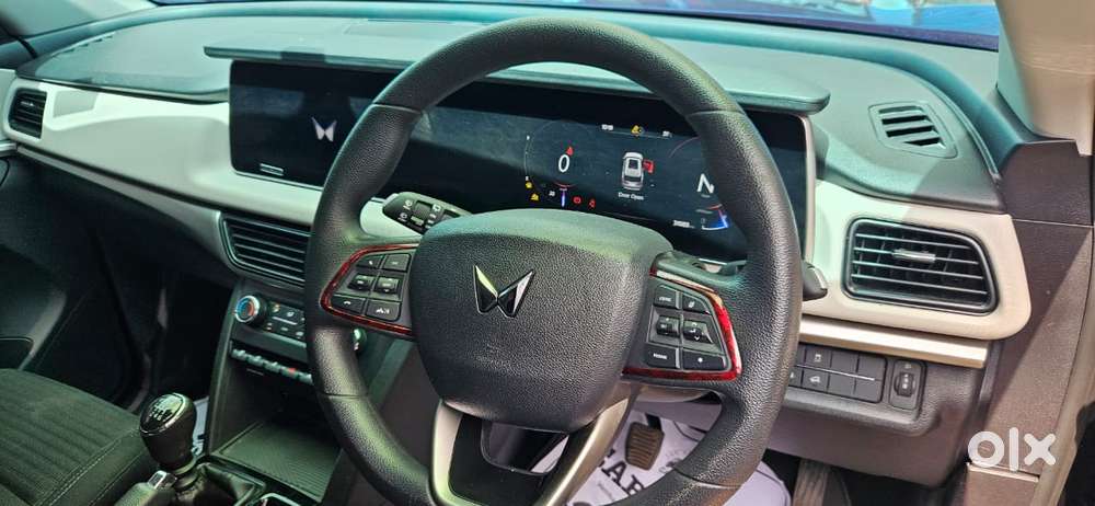 Mahindra Xuv700 2.2 Ax 7 Diesel Mt Str, 2024, Diesel