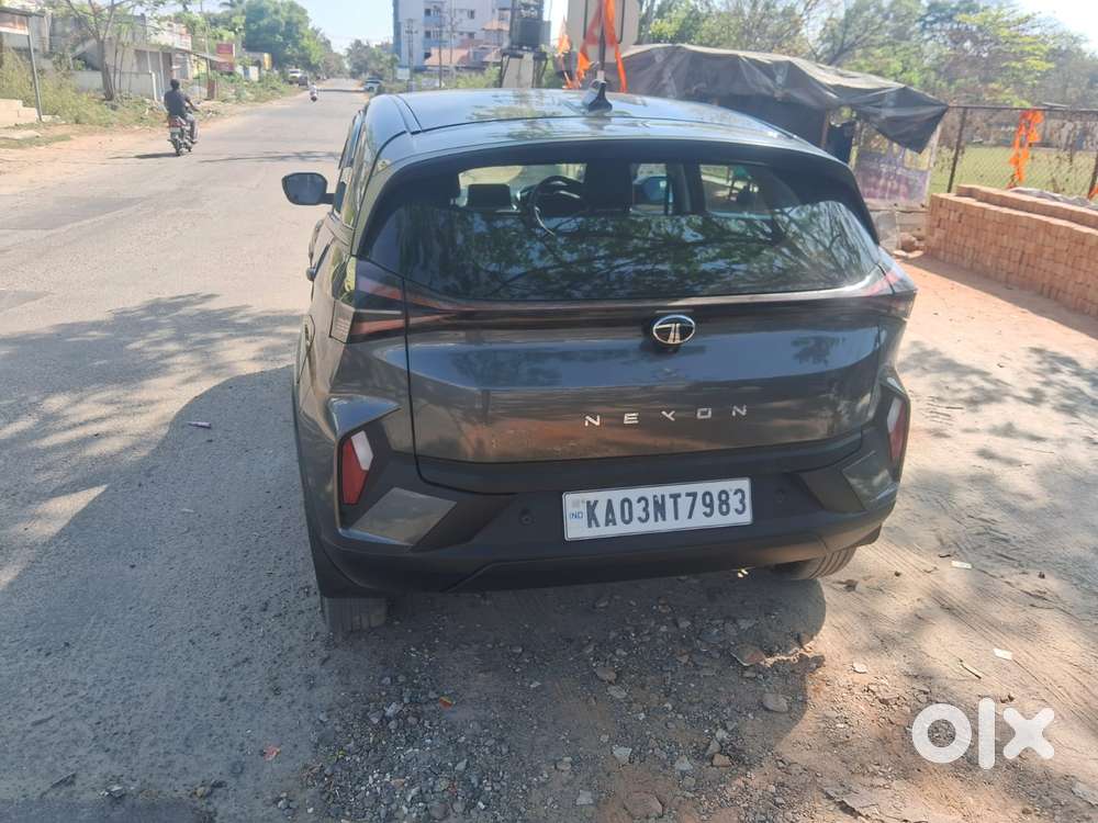 Tata Nexon 1.2 Revotron Xm (s), 2024, Petrol