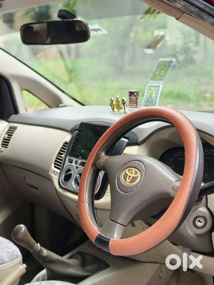 Toyota Innova 2.5 G (diesel) 8 Seater, 2011, Diesel