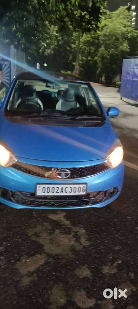 Tata Tiago Petrol 2016