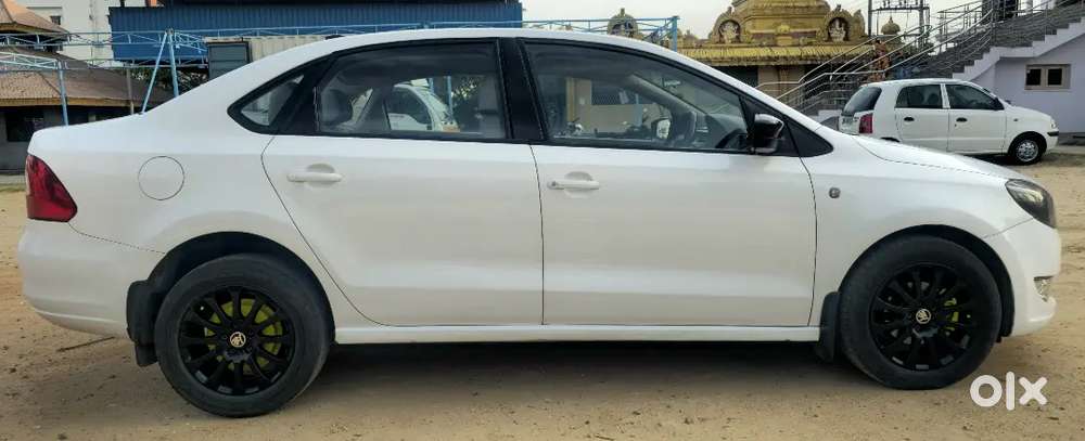 Skoda Rapid 1.5 Tdi 2014