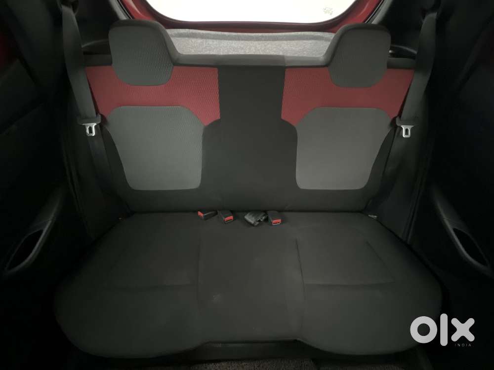 Renault Kwid 2019-ongoing 1.0 Rxt Amt (o), 2019, Petrol