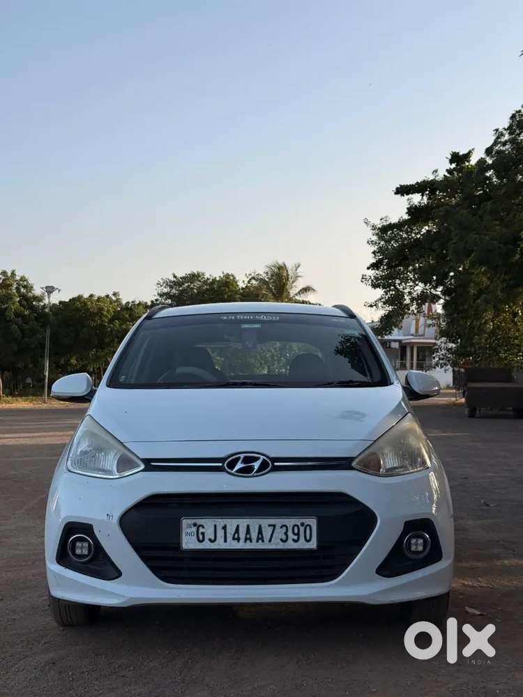 Hyundai I10 Sportz 2016 Year