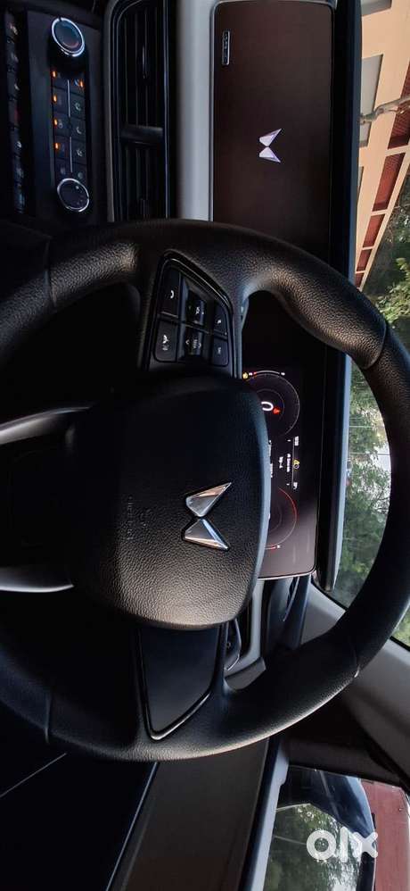 Mahindra Xuv700 2.2 Ax 5 Diesel Mt 7 Str, 2023, Diesel