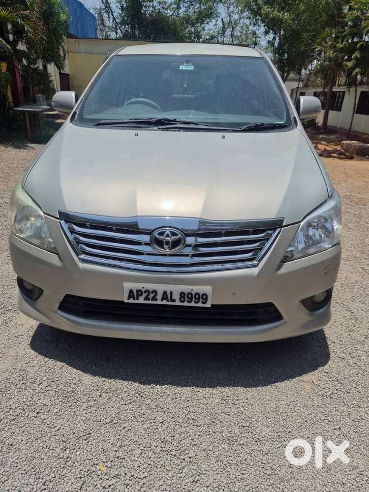 Toyota Innova 2.5 V 7 Str, 2013, Diesel