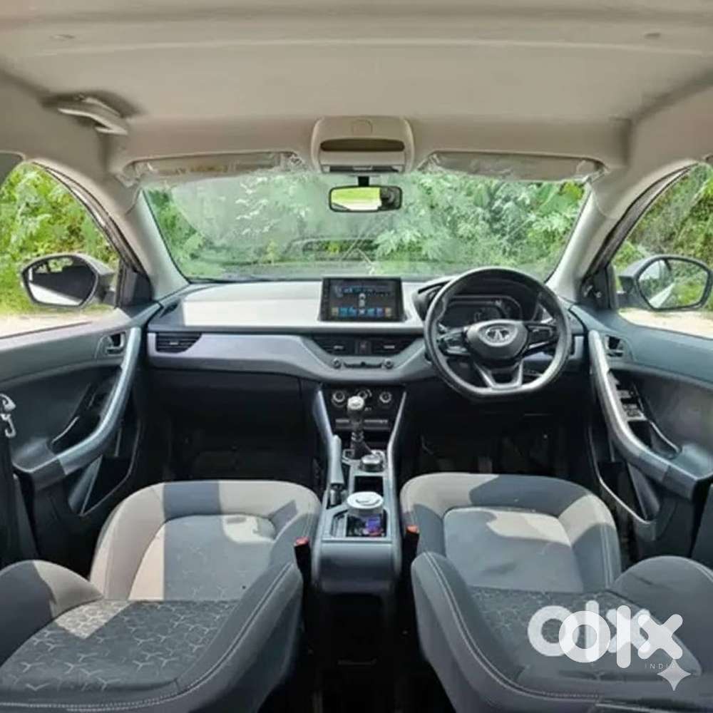 Tata Nexon 1.2 Revotron Xm (s), 2022, Petrol