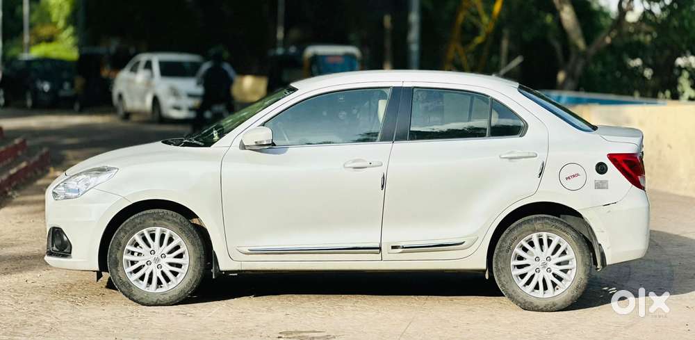 Maruti Suzuki Swift Dzire 1.3 Zxi, 2022, Cng & Hybrids
