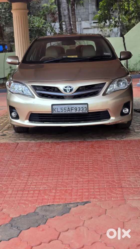 Toyota Corolla Altis 2012