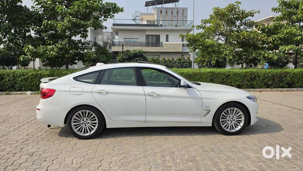 Bmw 3 Series Gt 320d Luxury Line, 2017, Diesel