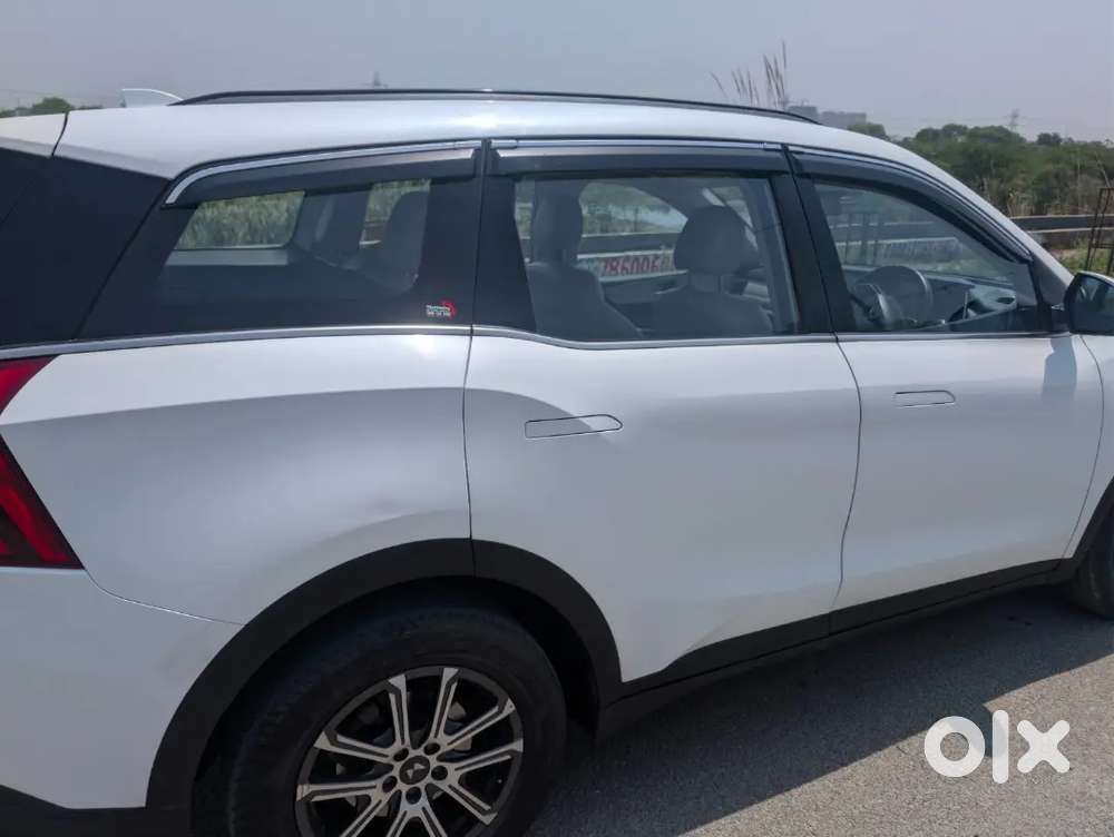 Mahindra Xuv700 Diesel Mt 2022
