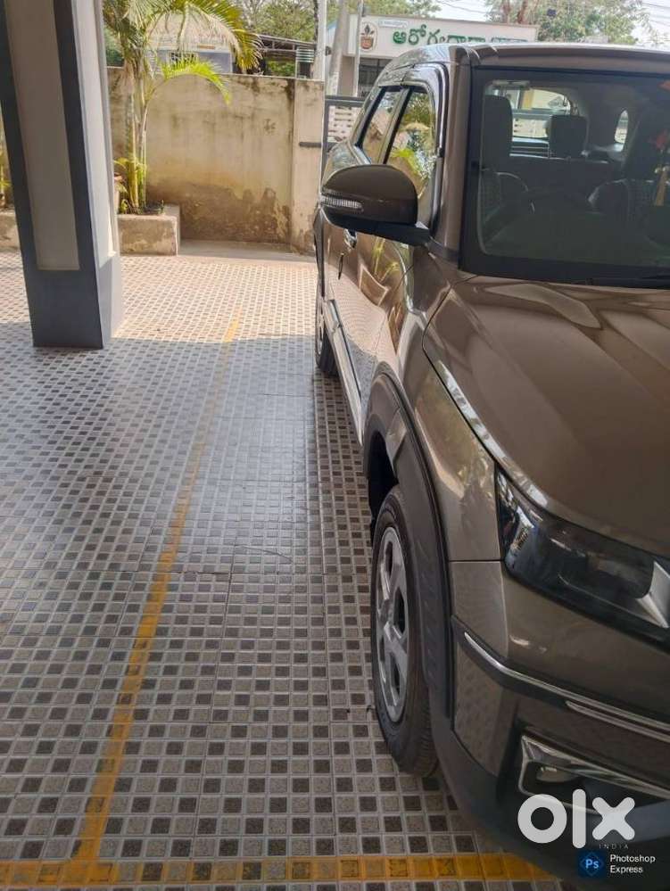 Maruti Suzuki Brezza Lxi S-cng, 2024, Cng & Hybrids