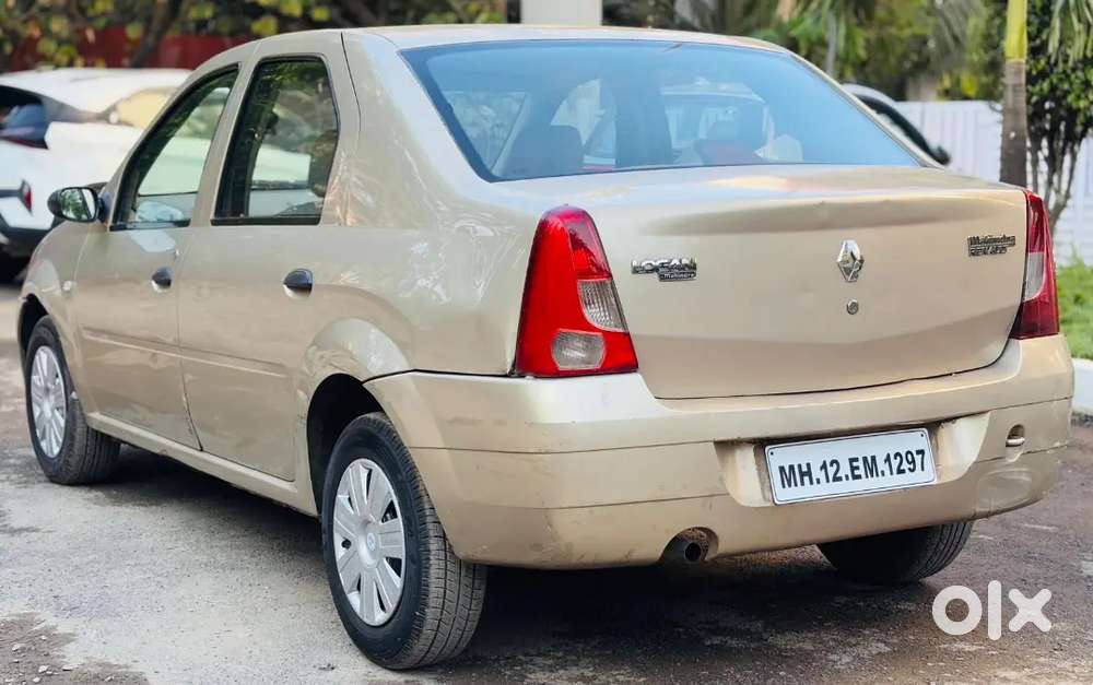 Mahindra Logan Petrol 77000 Km Driven