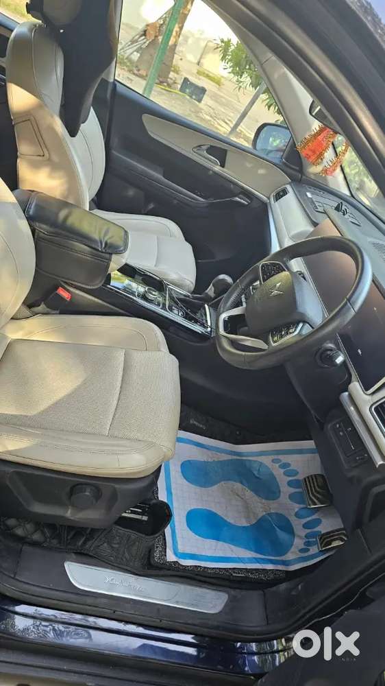 Mahindra Xuv700 Ax7l Dsl  Vehicle Is In Anantapur