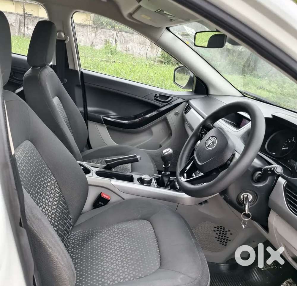 Tata Nexon 1.2 Revotron Xm, 2018, Petrol