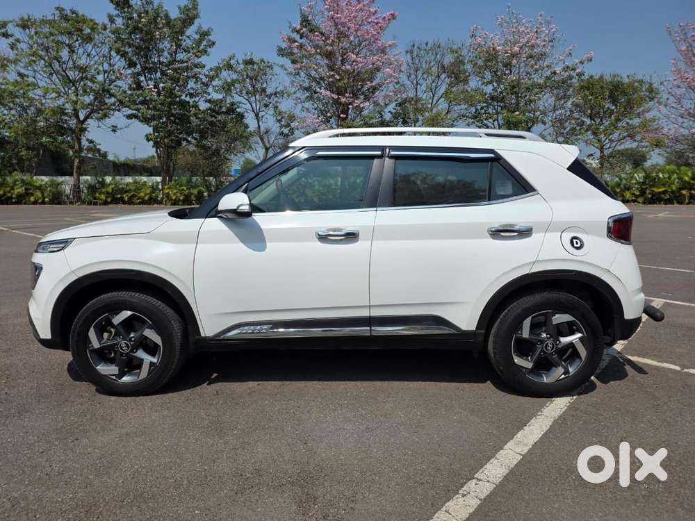 Hyundai Venue 2020 Diesel Well Maintained