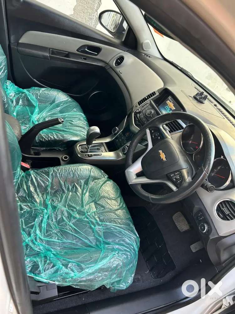 Cruze Like New Top