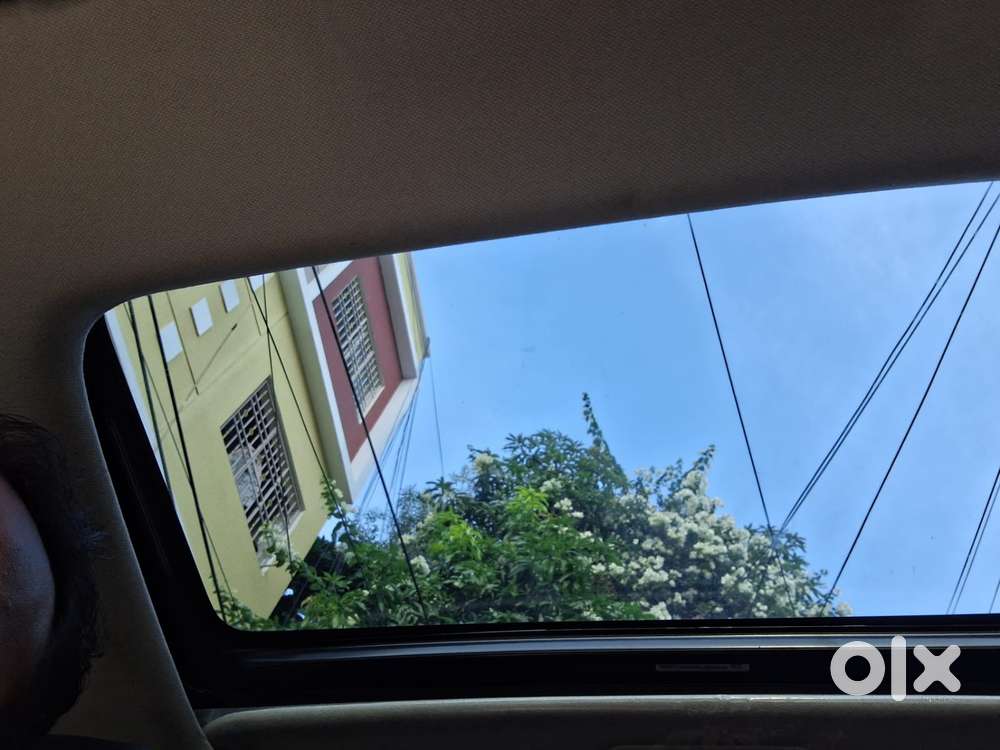 Maruti Suzuki Brezza 1.5 Zxi At Smart Hybrid, 2023, Petrol