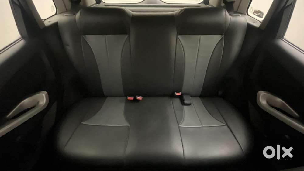 Ford Figo 2010-2012 Petrol Zxi, 2013, Petrol