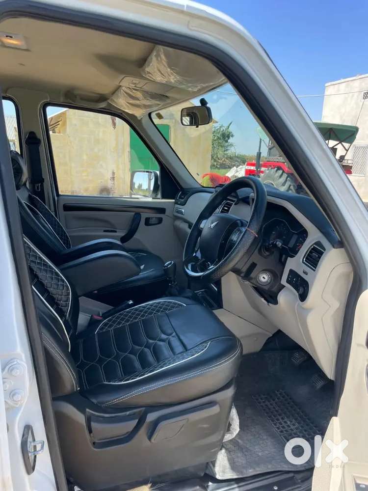 Mahindra Scorpio Classic 2.2 2023