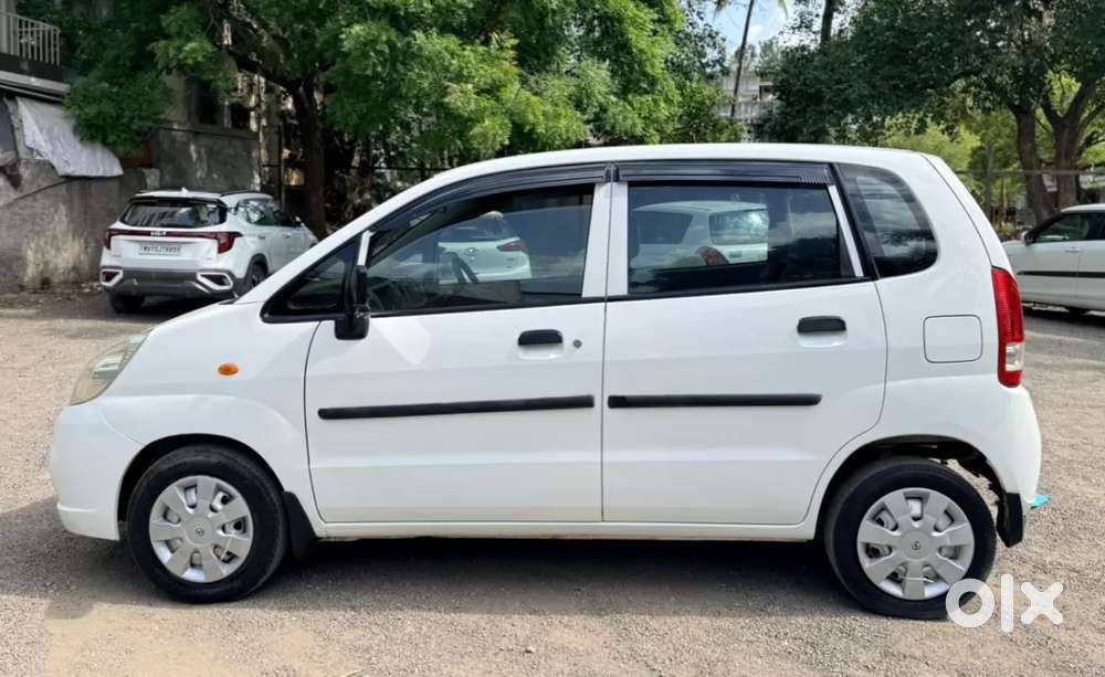 Maruti Suzuki Zen Estilo Lxi Bs Iv, 2012, Petrol