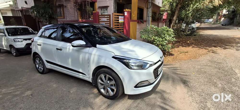 Hyundai Elite I20 2018 Dual Tone, Petrol, Well Maintained