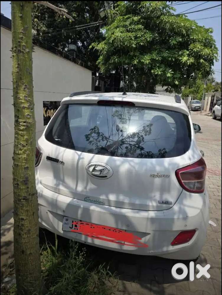 Hyundai Grand I10 Sportz 2015 Petrol