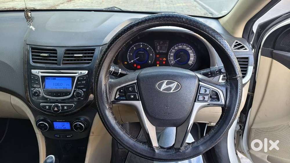 Hyundai Verna 1.6 Sx Crdi (o), 2015, Diesel