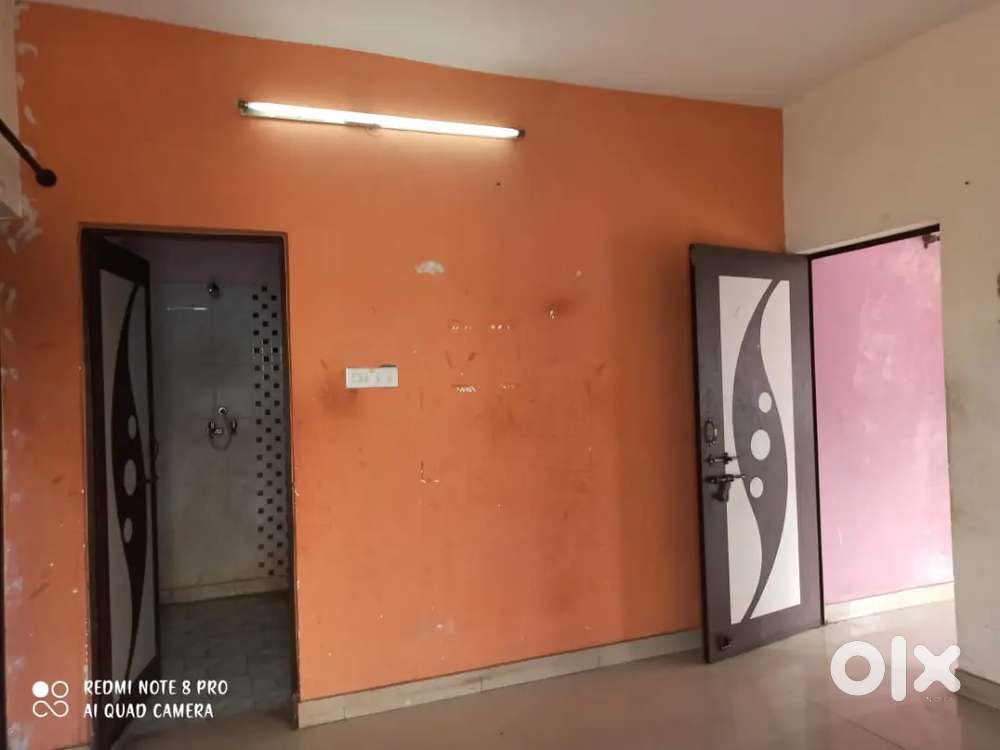 Sharda Nagar 2 BHK flat