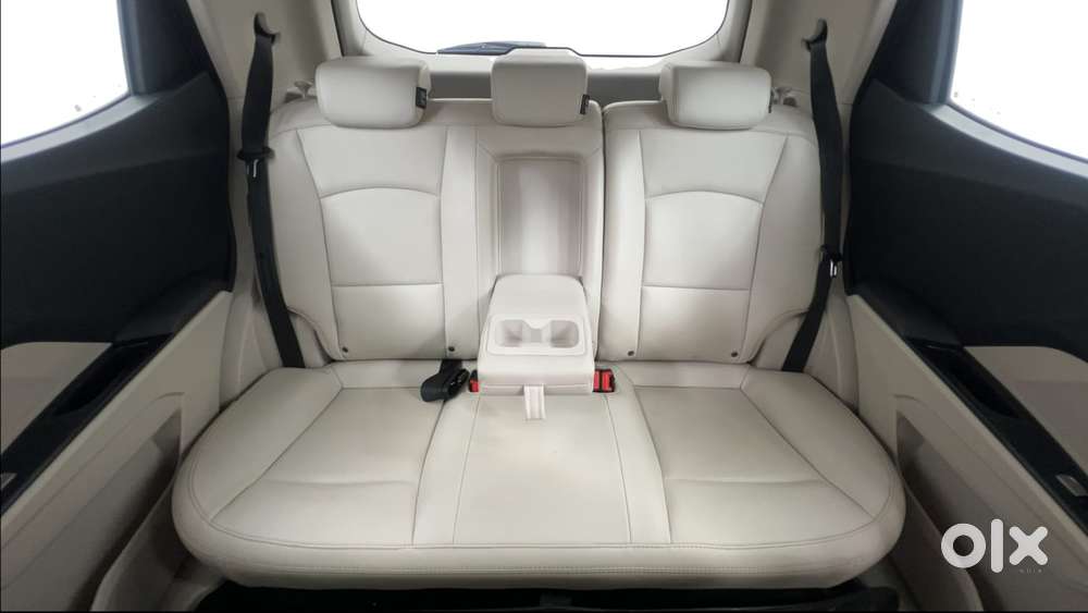 Mahindra Xuv300 W8 Option, 2021, Petrol